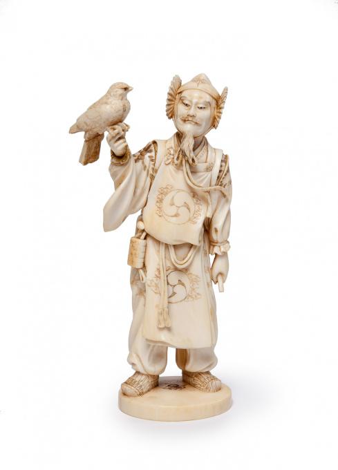 Japanese ivory statue of falconer by unknown artist of 19th century